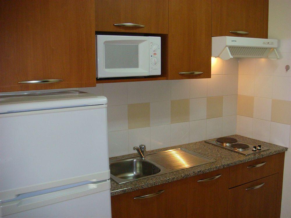 Residencia Santa Marta Tomar Exterior photo
